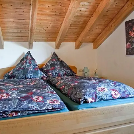 Alpenblick Am Weissensee Ruhiges Mit Balkon, Kamin Und Netflix