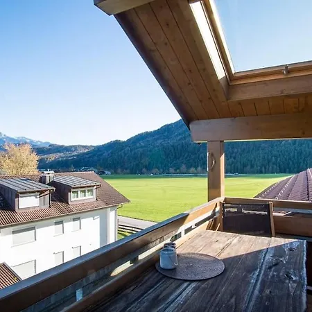 Alpenblick Am Weissensee Ruhiges Mit Balkon, Kamin Und Netflix דירה *