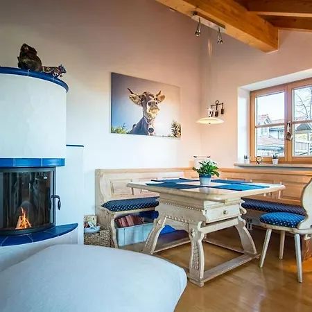 Alpenblick Am Weissensee Ruhiges Mit Balkon, Kamin Und Netflix דירה *