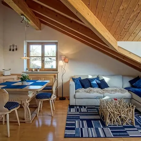 Alpenblick Am Weissensee Ruhiges Mit Balkon, Kamin Und Netflix * Füssen