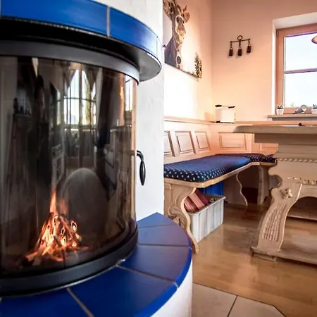 Apartamento Alpenblick Am Weissensee Ruhiges Mit Balkon, Kamin Und Netflix *